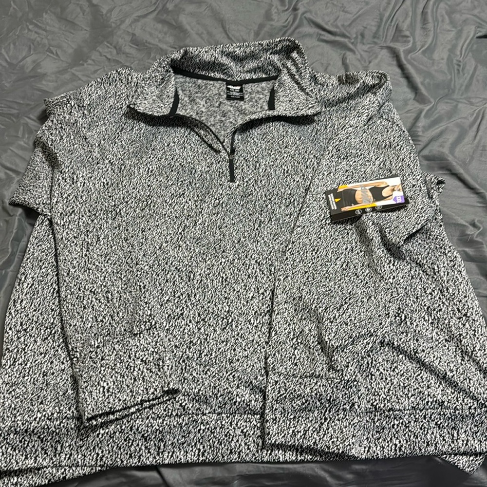 Athletic top